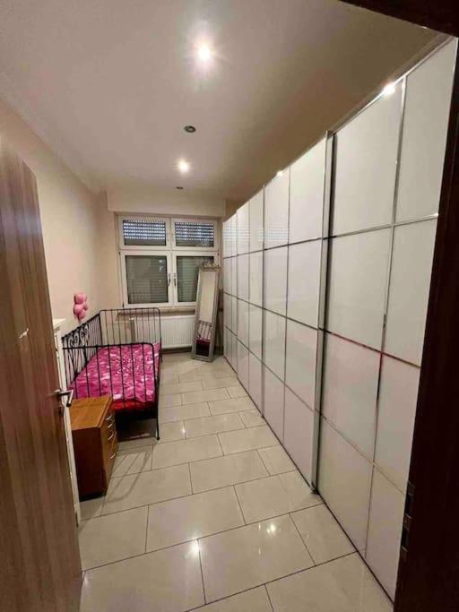 Modernes Appartement In Guter Lage In 에센 외부 사진